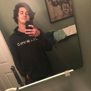 Meet your Posher, Cole